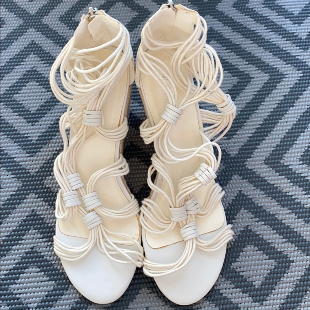 ASHRO Women’s Shoes - Size 9M